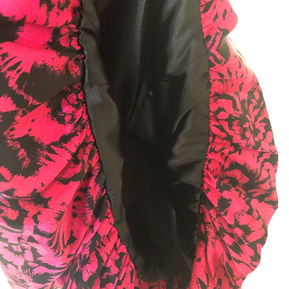 Women dress - Picture 4 of 5